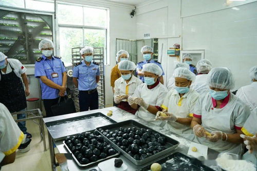 月餅加工廠 農貿市場 超市......隆安節前食品安全專項檢查ing